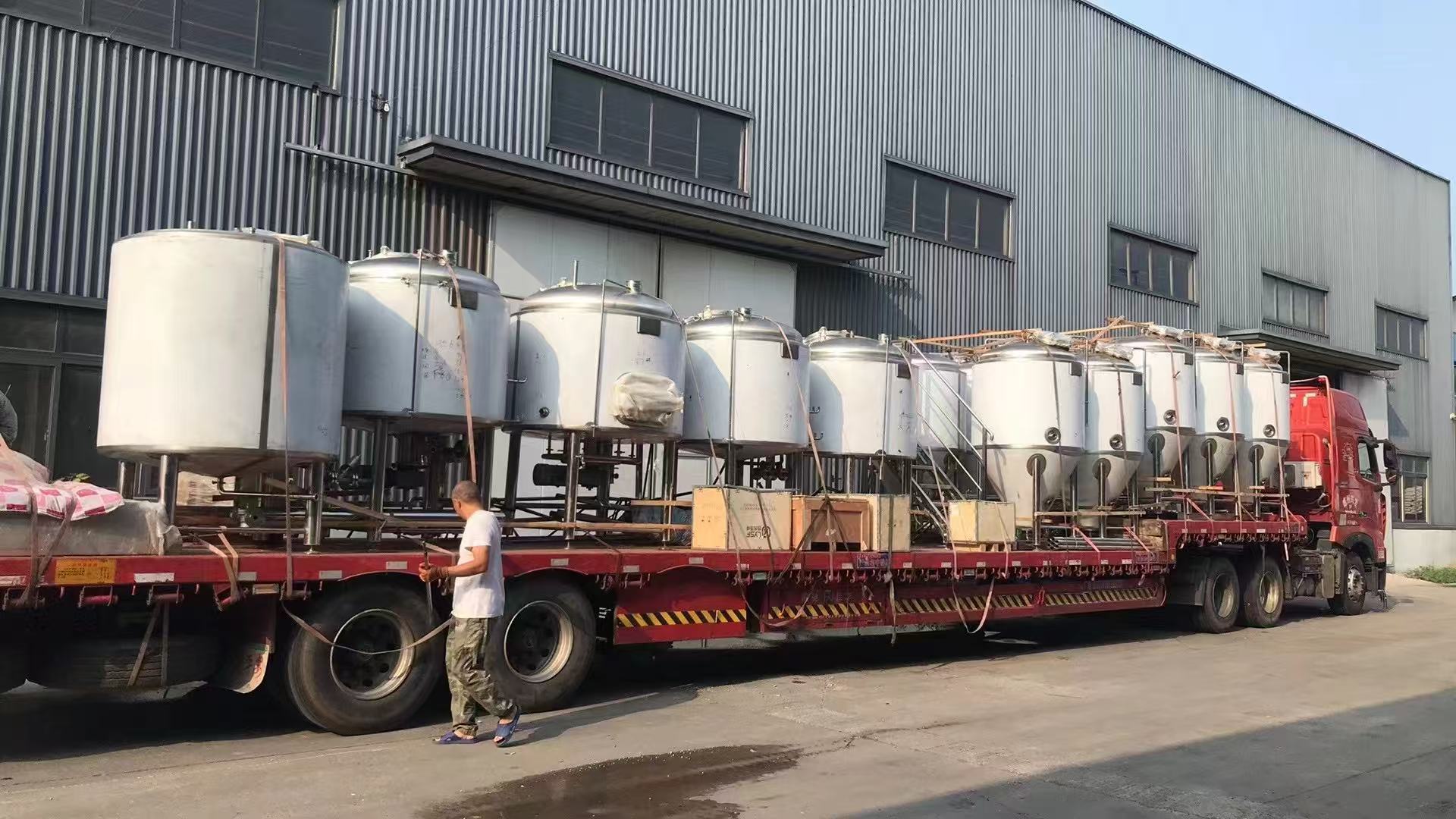 宁德精酿啤酒设备厂—精酿啤酒设备制造：传承工艺与创新科技的交融